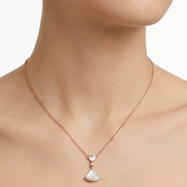 Women Bianca Rose Gold Necklace