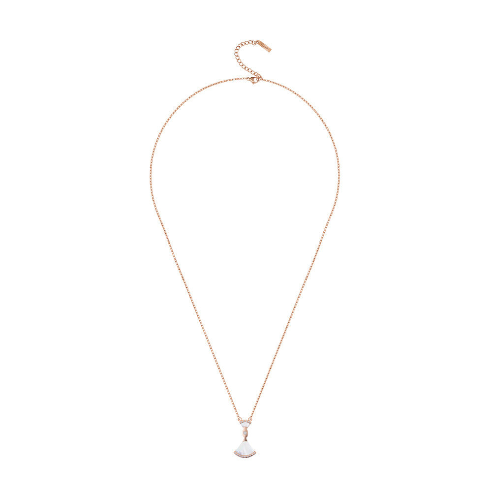 قلادة روز جولد للنساء