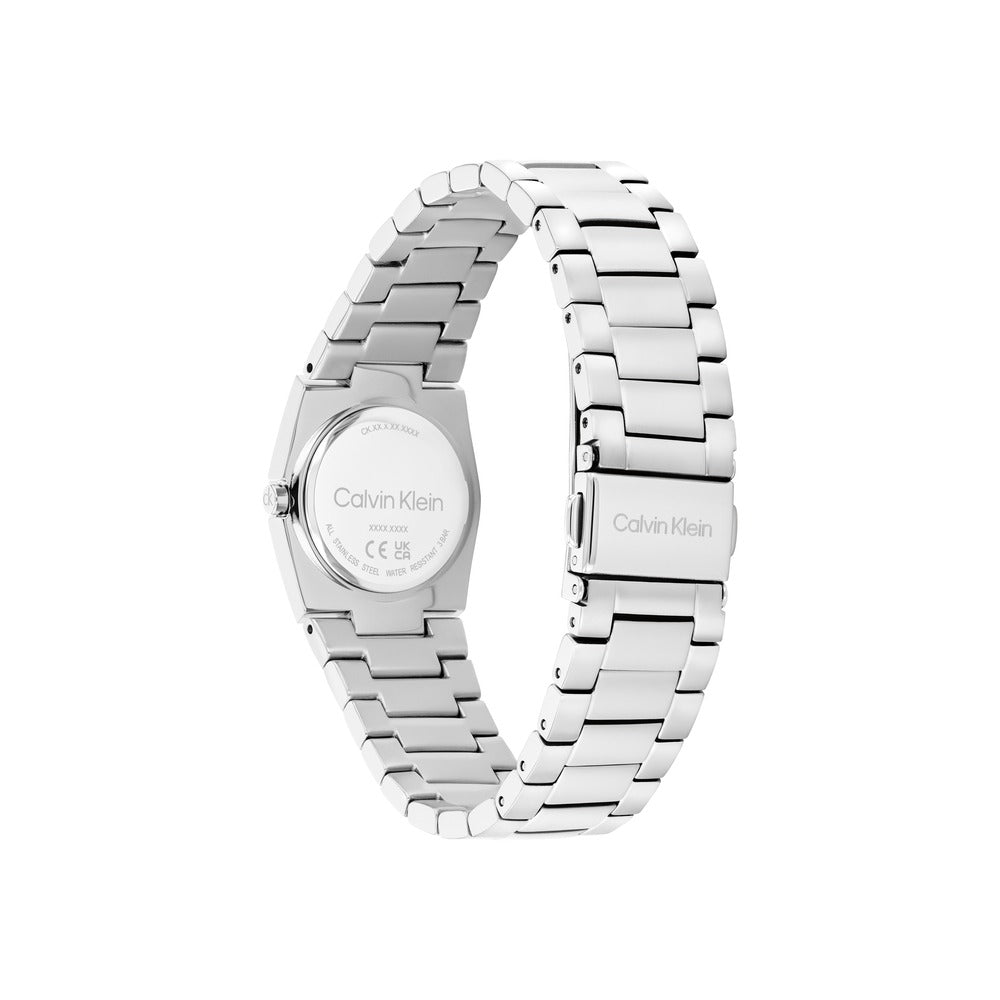 ساعة ينيت للنساء