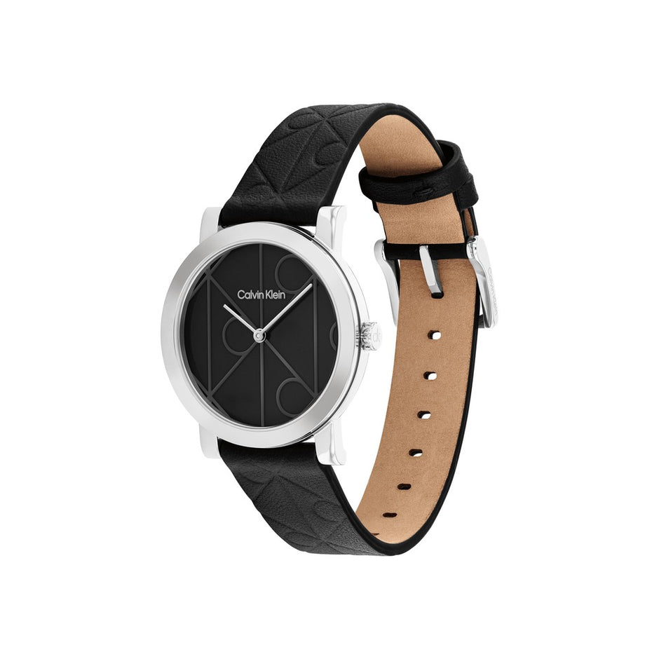 ساعة مونو جرام للنساء