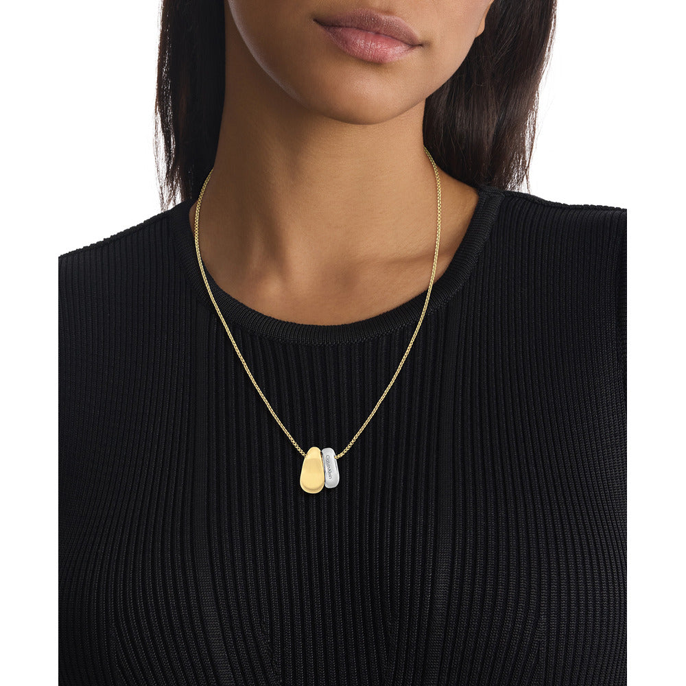 Women Refne Gold Necklace