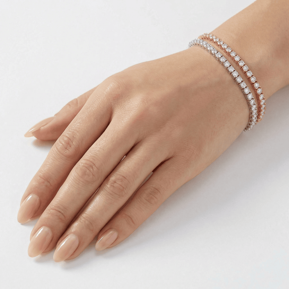 Women Tira Bracelet