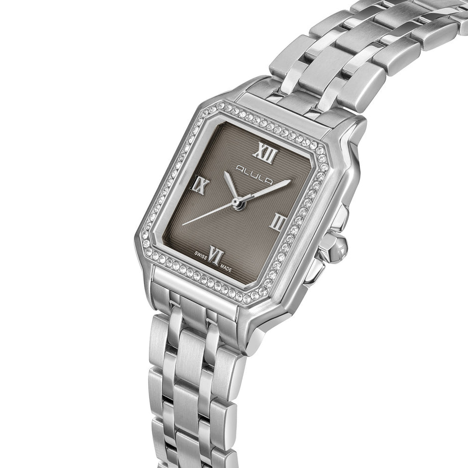 ساعة للنساء