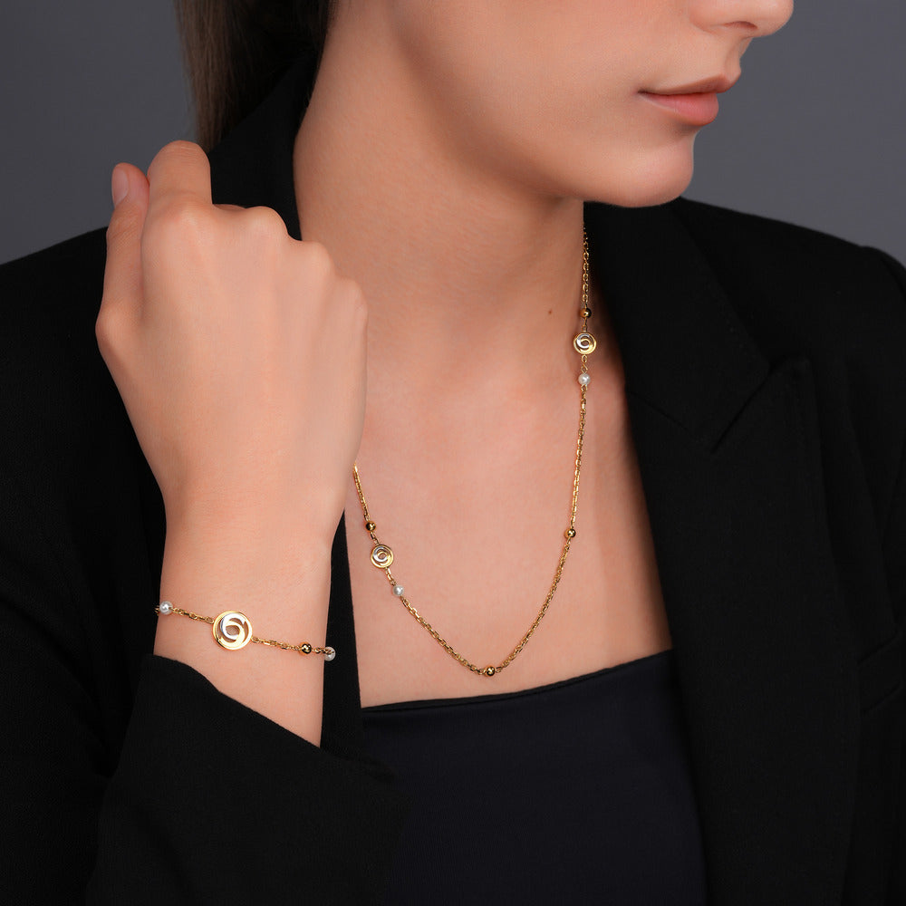 Women Celeste Gold Necklace