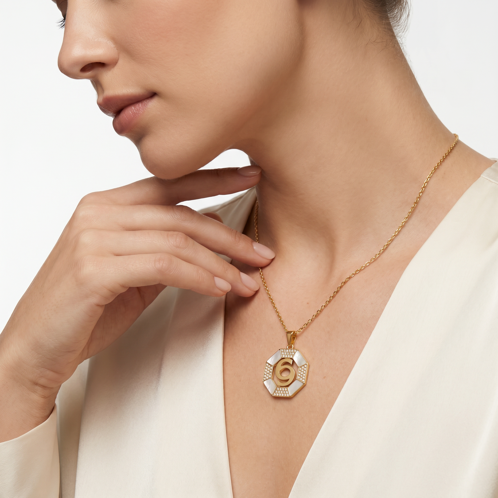 Women Lleana Necklace