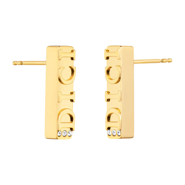 أقراط للنساء