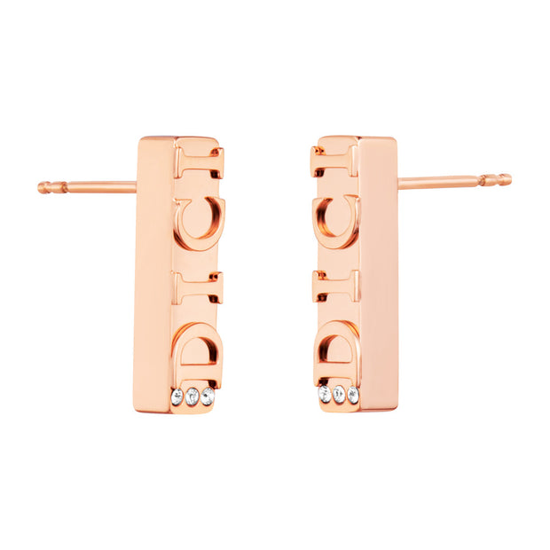 أقراط للنساء