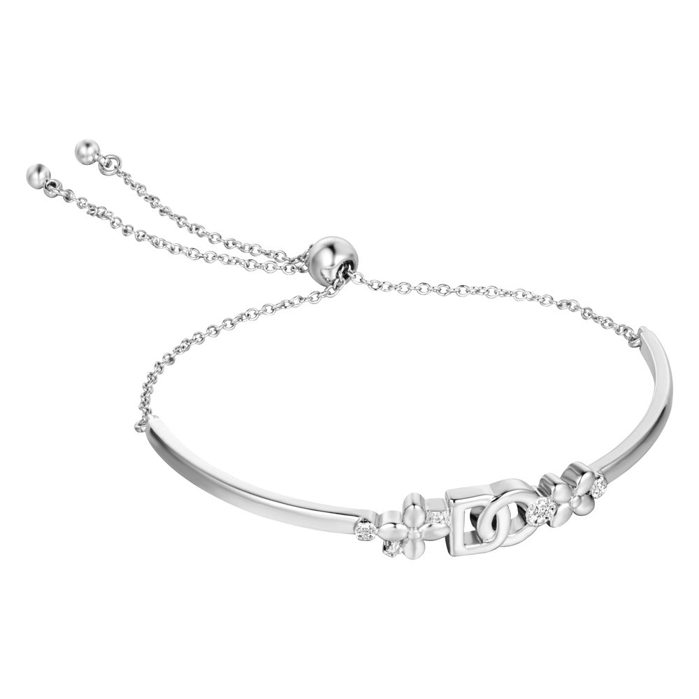 أقراط أنيقة للنساء