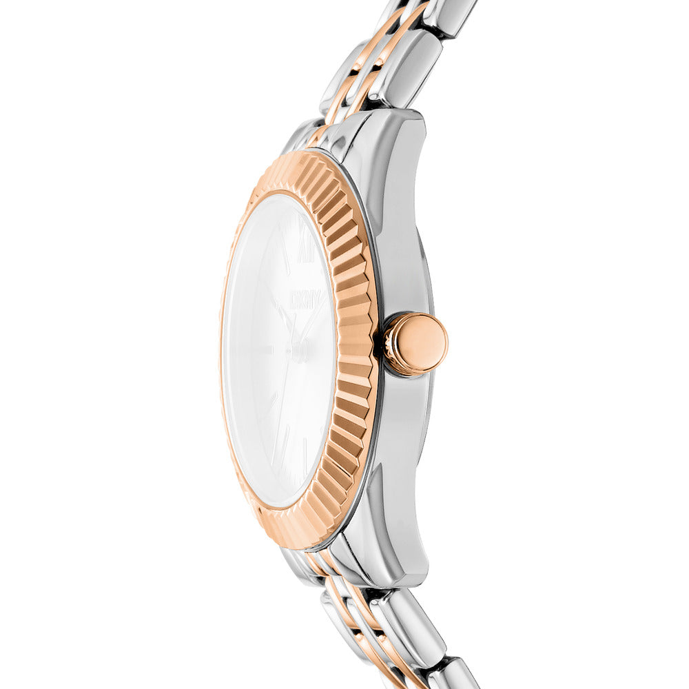 ساعة نسائية ثنائية اللون