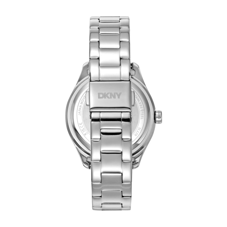 ساعة نسائية فضية