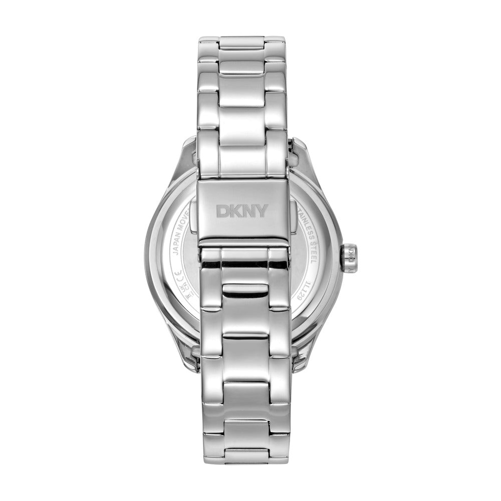 ساعة نسائية فضية