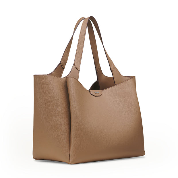 حقيبة ويلا توت النسائية