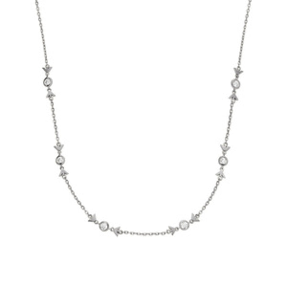 قلادة فضية للنساء
