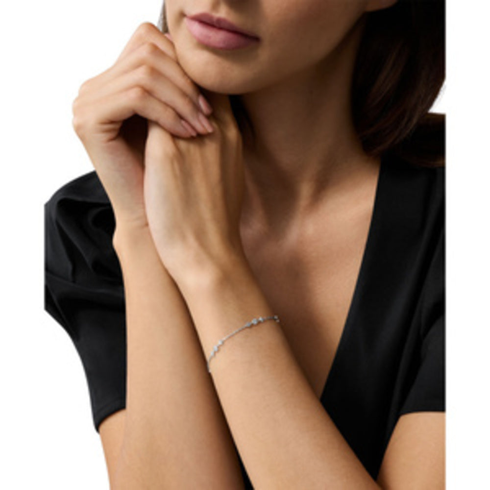 سوار فضي للنساء