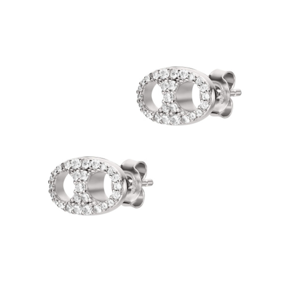 أقراط للنساء