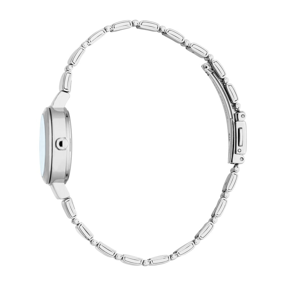 Women Maeve Watch