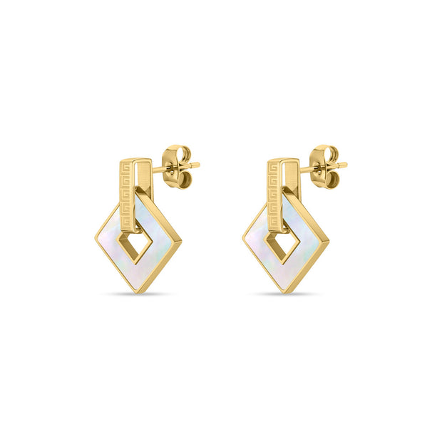 أقراط للنساء