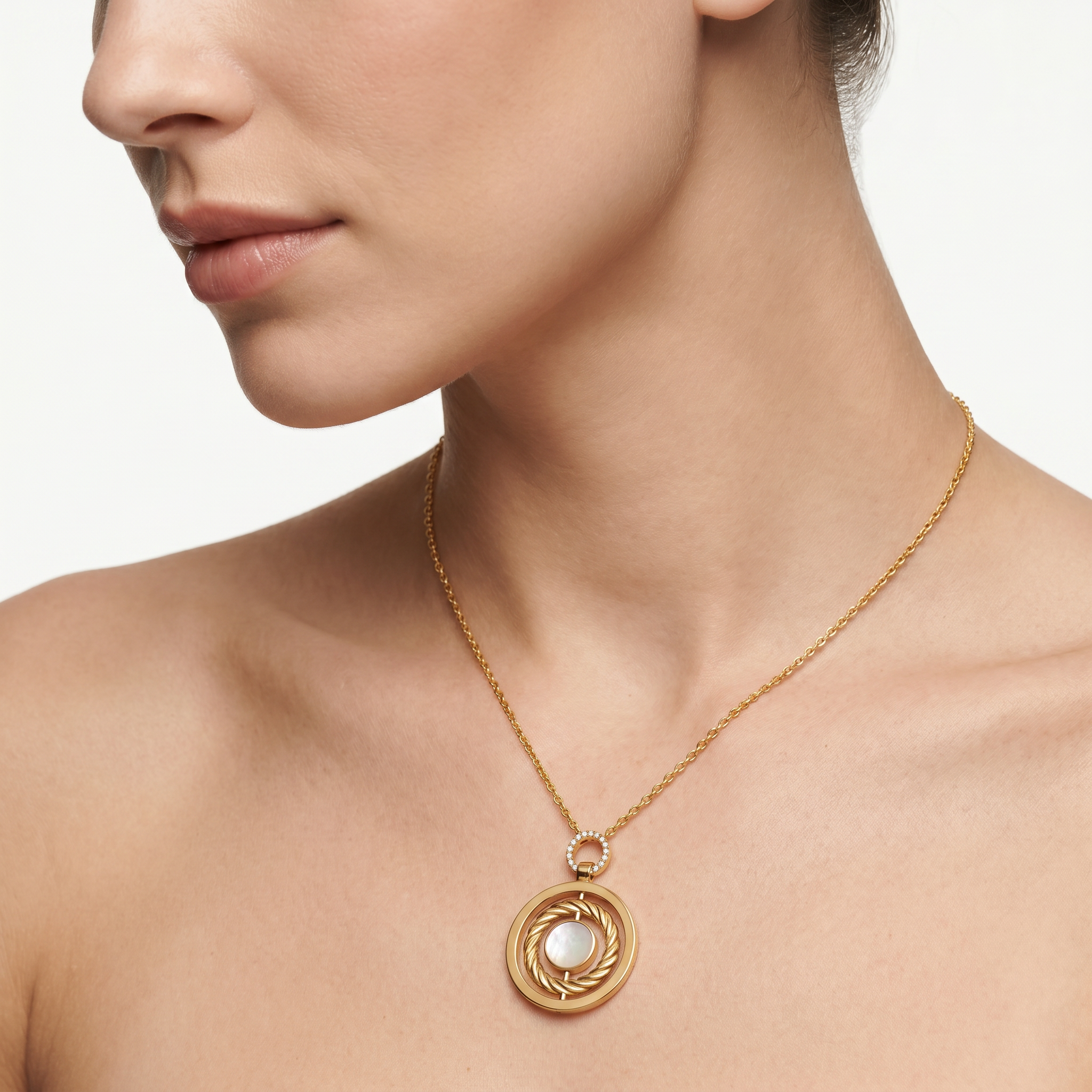 Women Ella Necklace