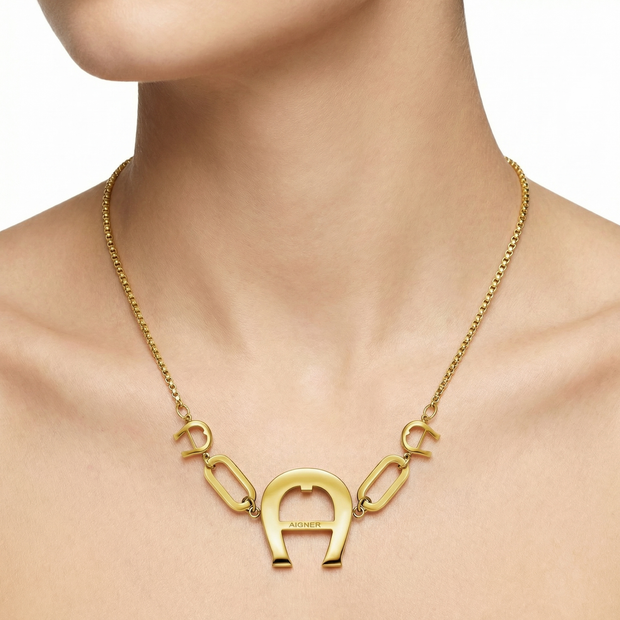 قلادة ذهبية للنساء