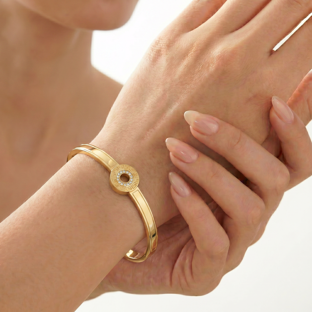 Women Victoria  Bangle