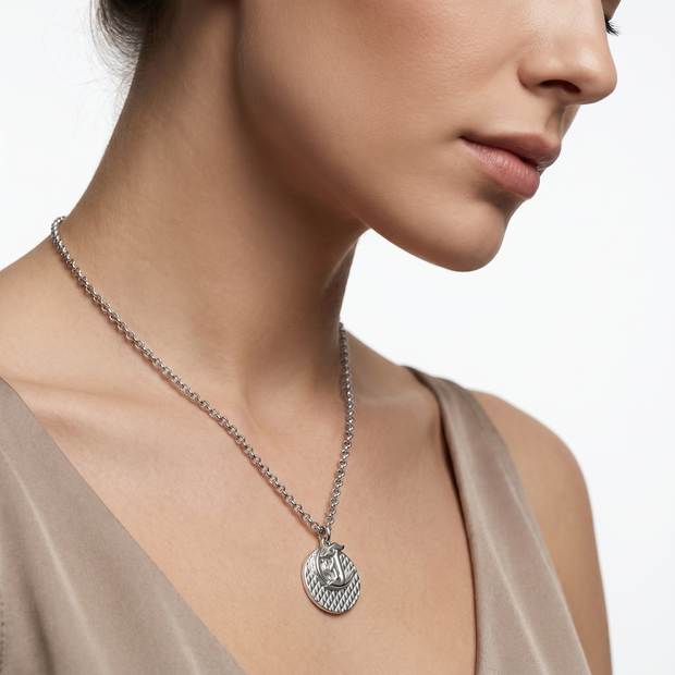 Women Lira Necklace