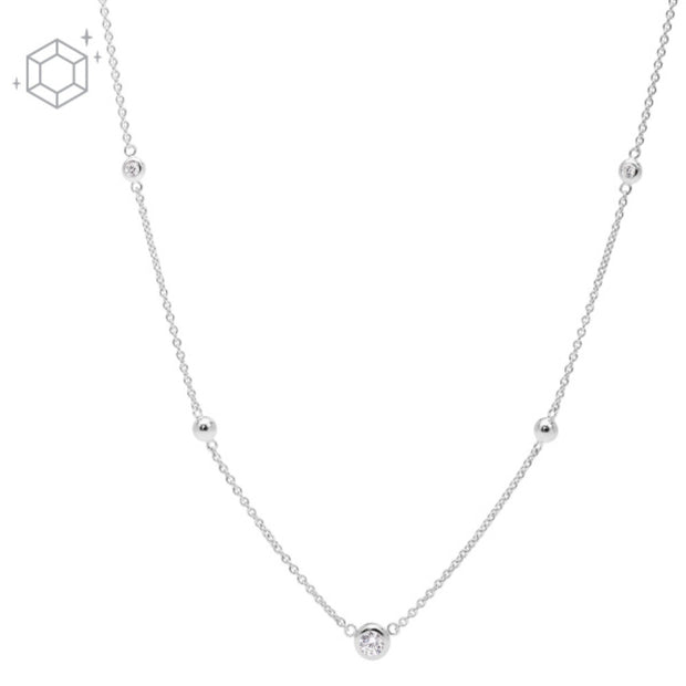 قلادة نسائية 