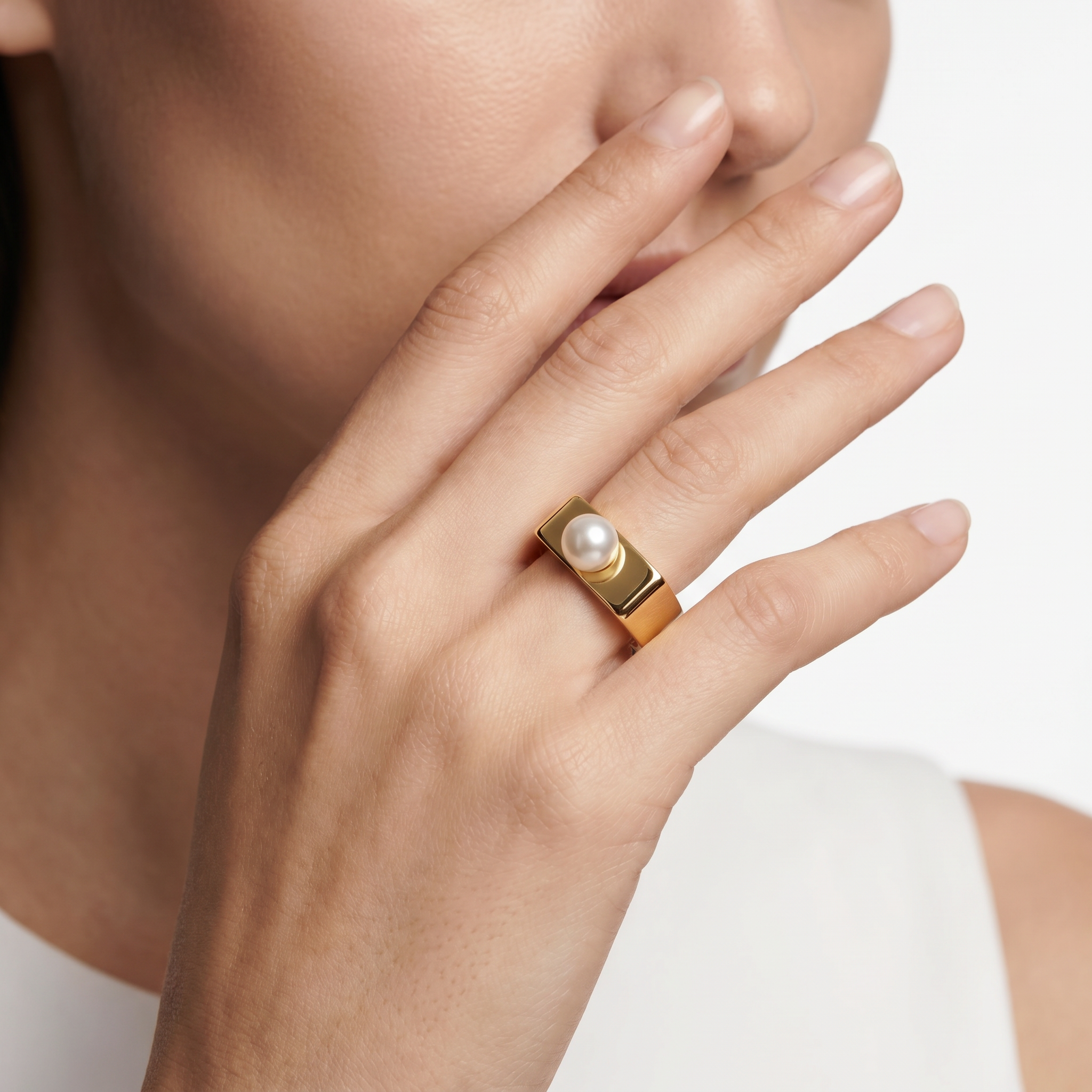 Women Pearl Gold Ring