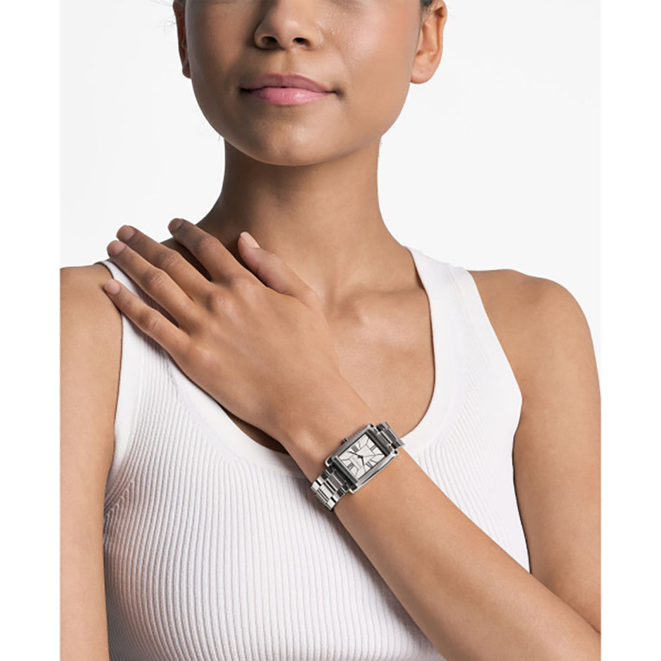 ساعة إسيكس فضية نسائية