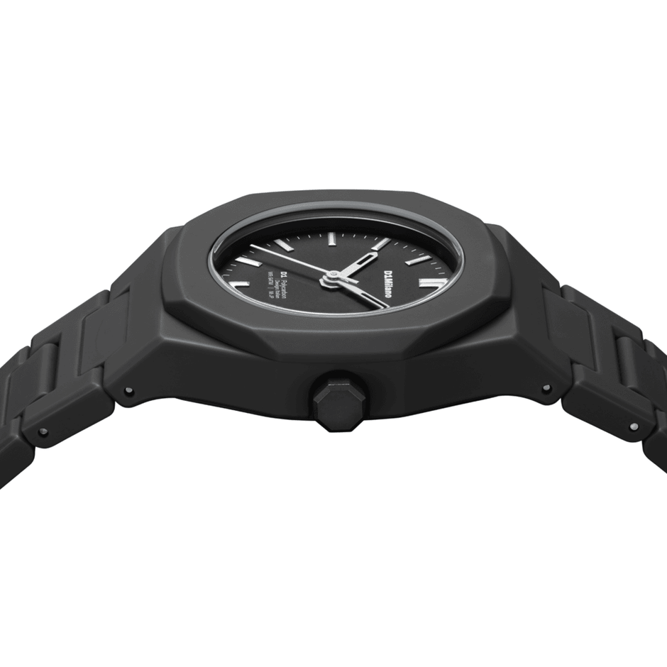 ساعة من البولي كربونات للرجال