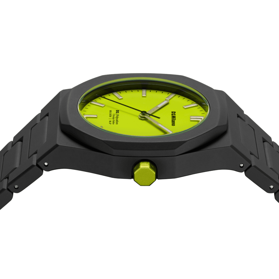 ساعة من البولي كربونات للرجال