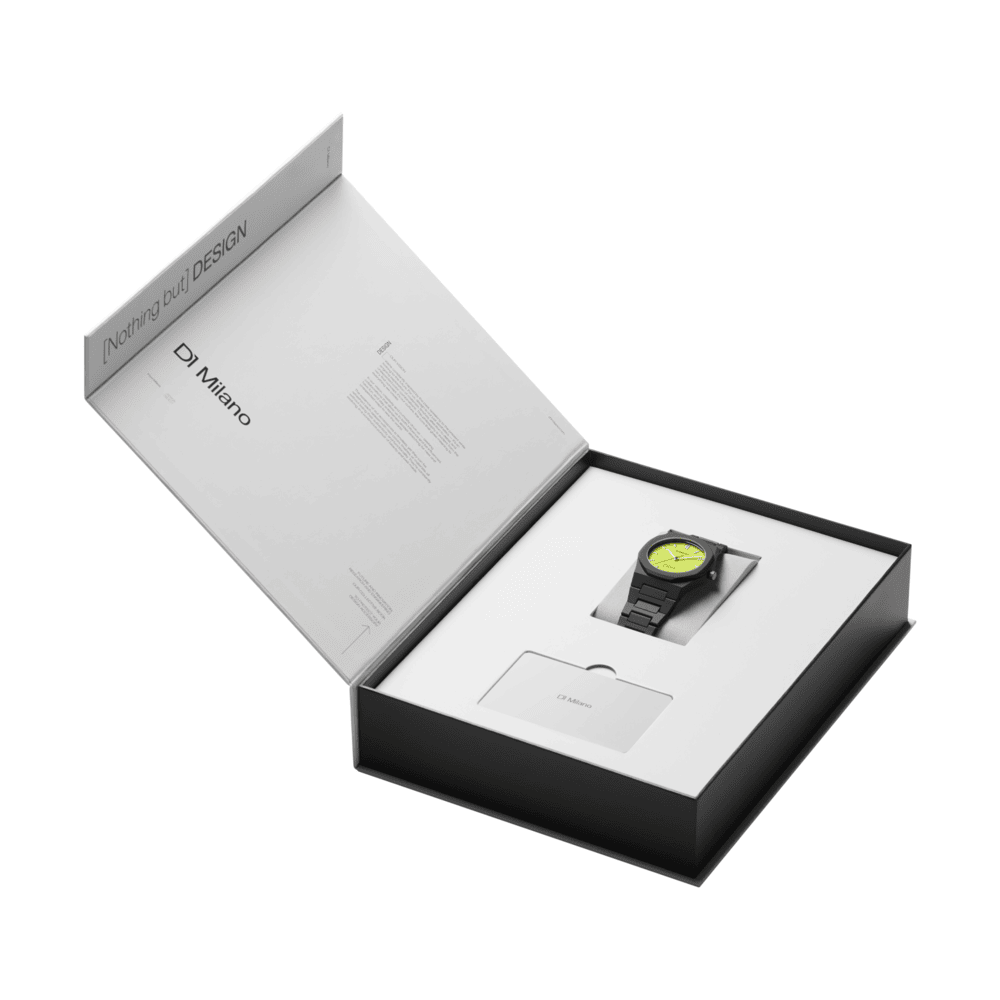 ساعة من البولي كربونات للرجال