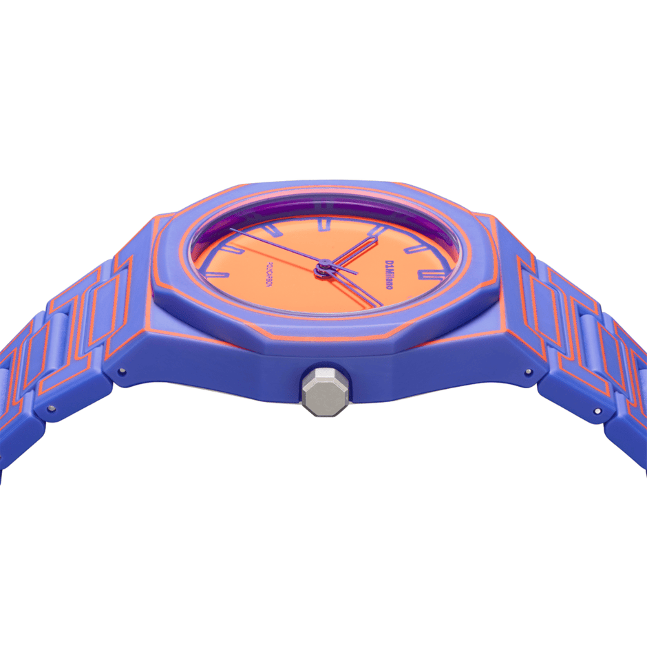 ساعة من البولي كربونات للرجال