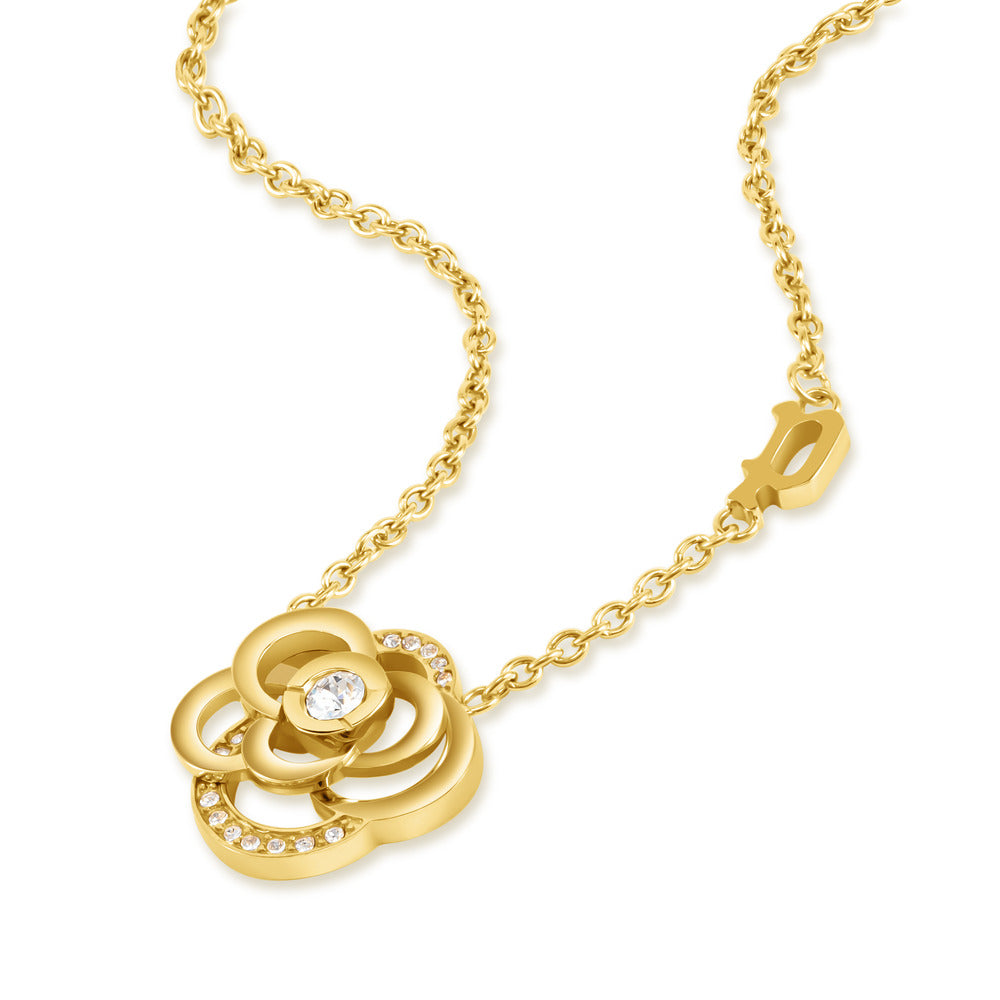 قلادة للنساء