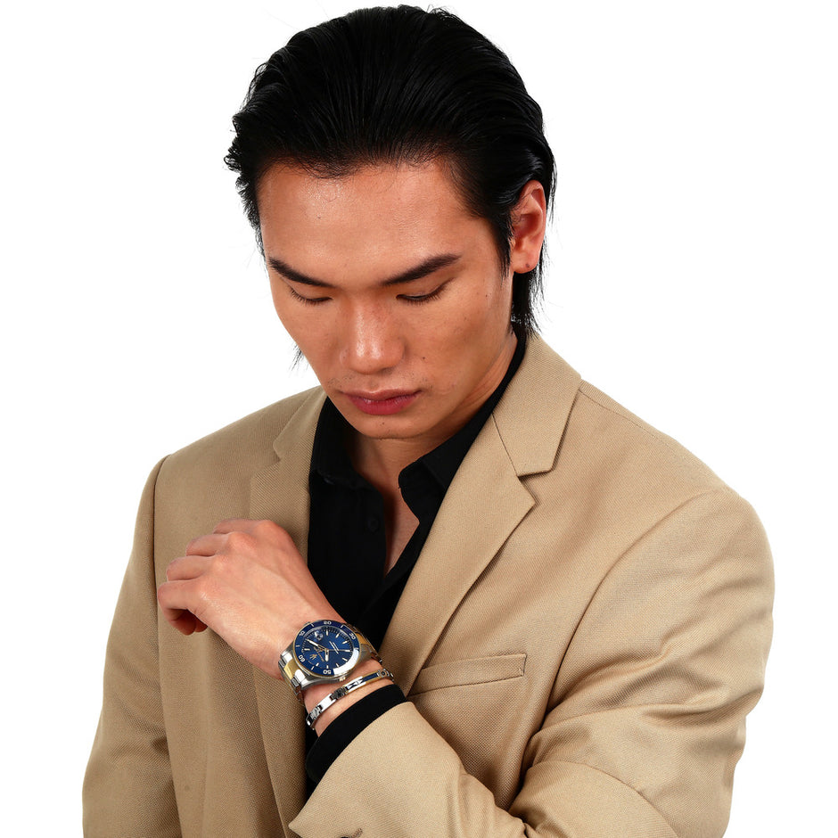 ساعة كومبيتيزيون فضية رجالية 