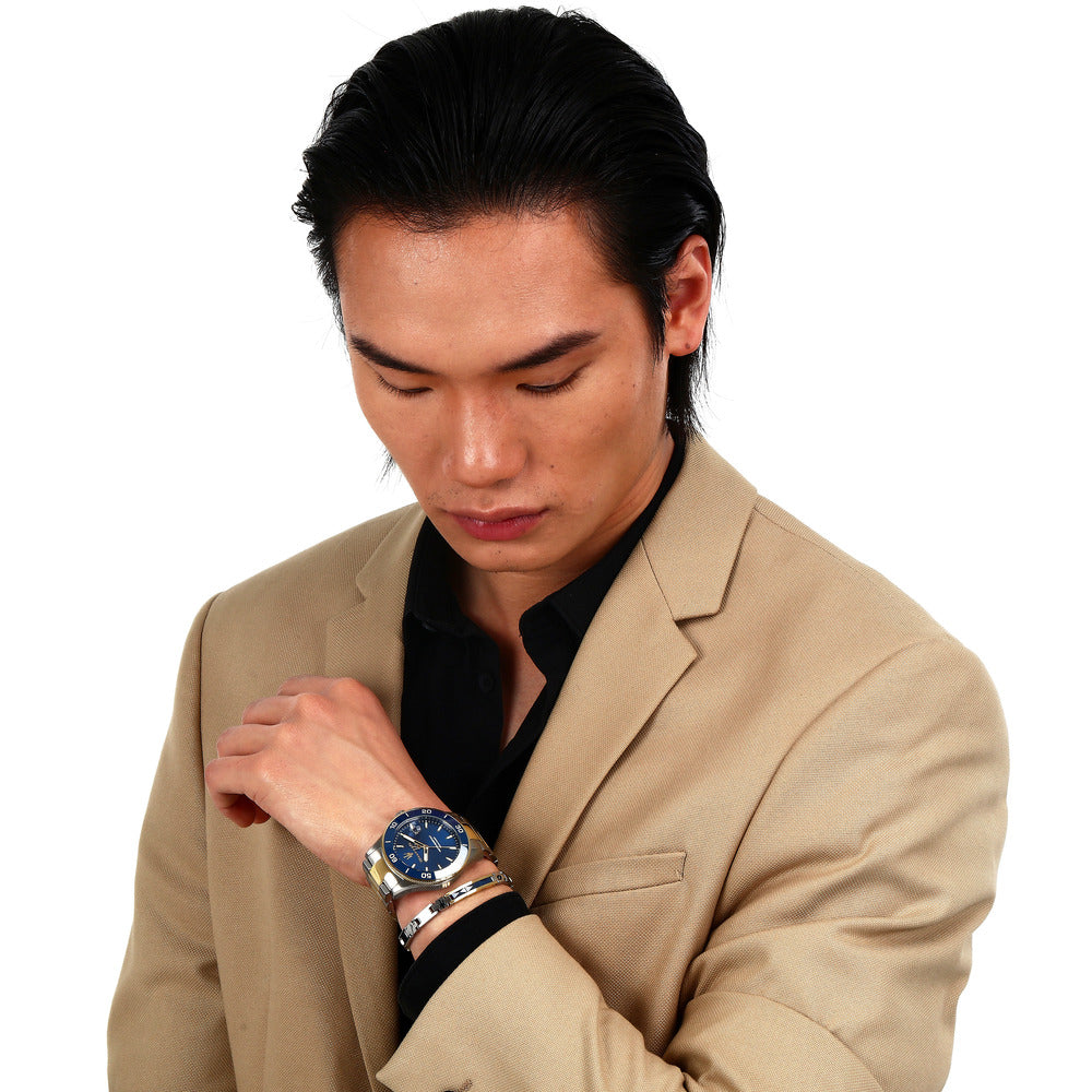 ساعة كومبيتيزيون فضية رجالية 