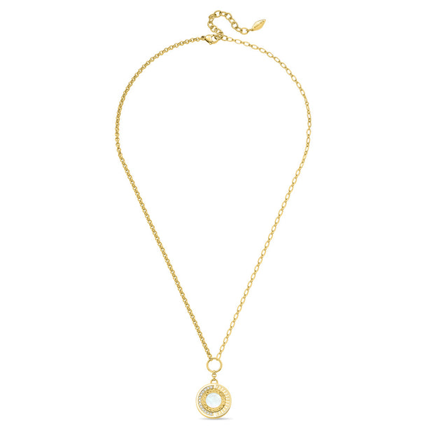 قلادة نسائية لامعة