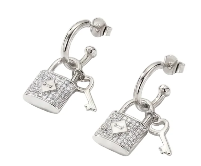 Women Slim Round White Earring