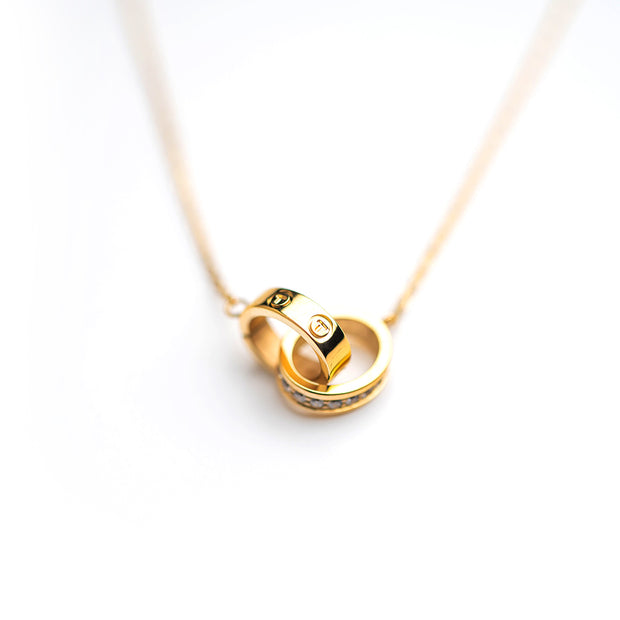 Women Livia Golden Necklace