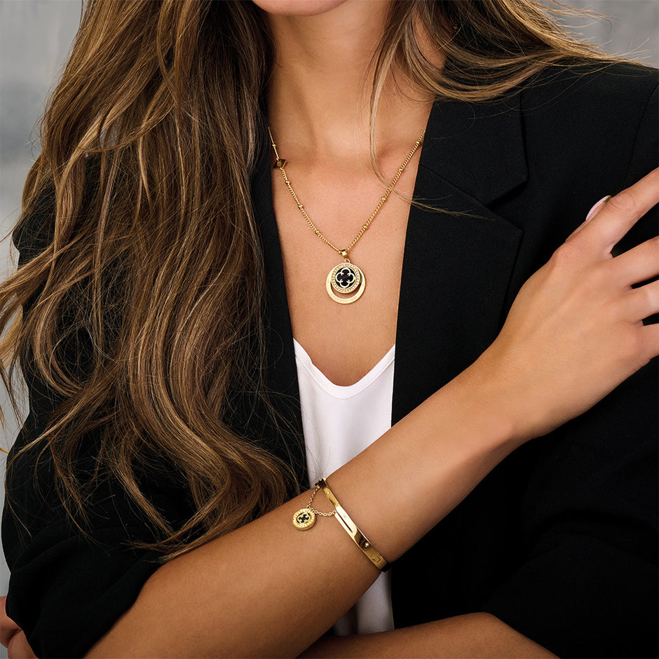 Women Onagrace Bangle