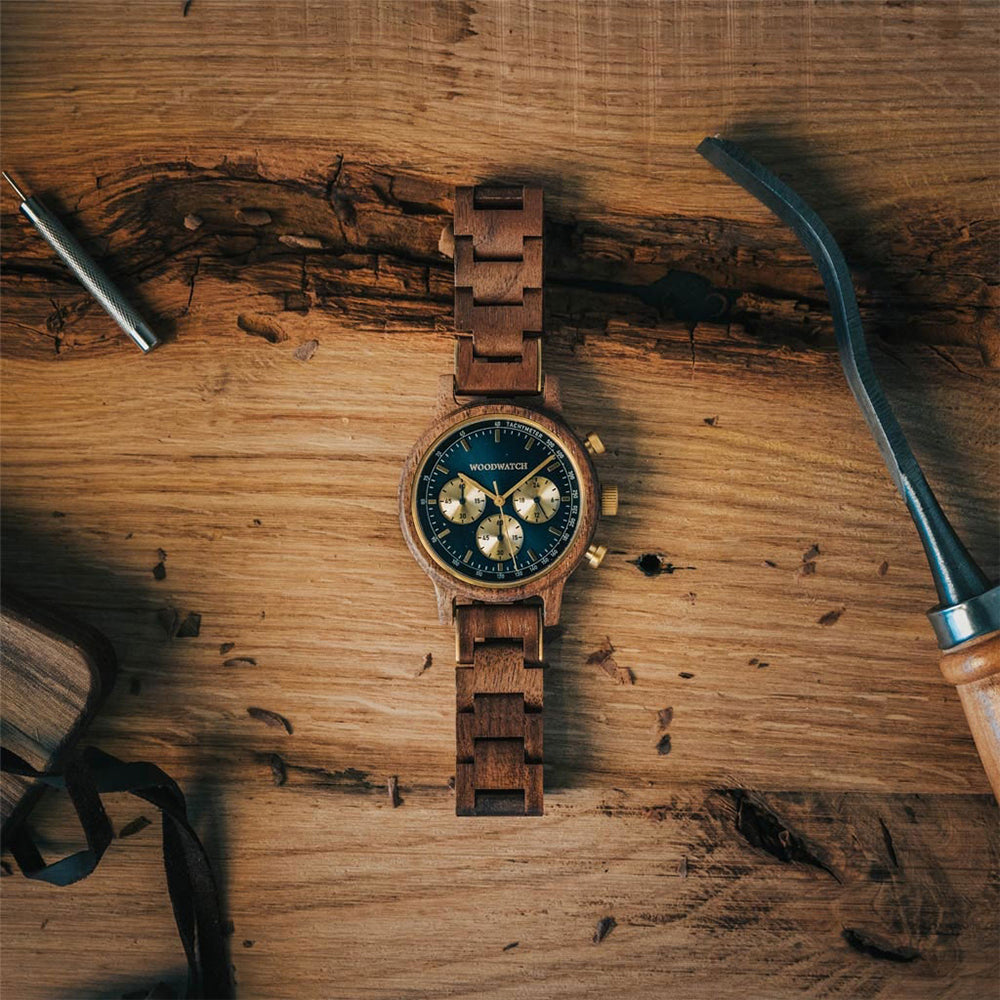 Classic Unisex Chronograph Watch