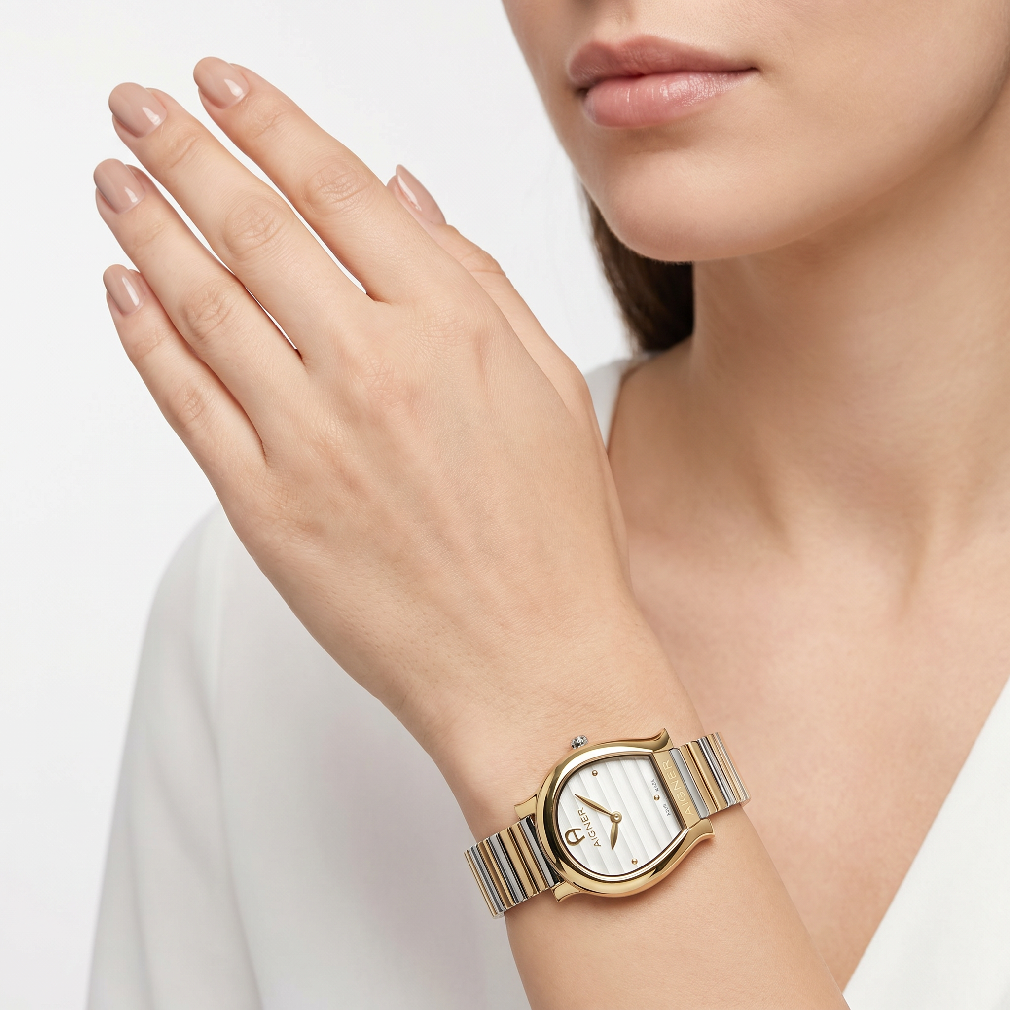 Women Isernia Watch