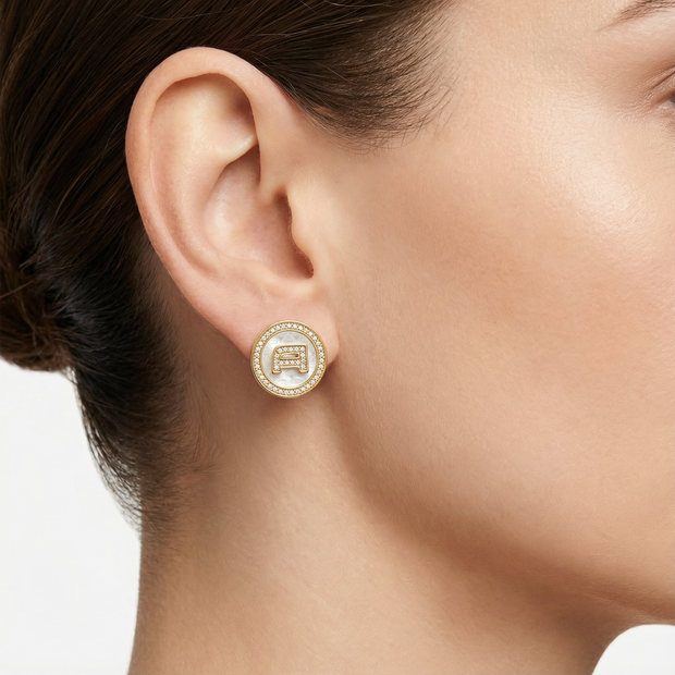 أقراط للنساء